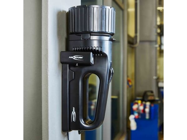 Ansmann 1600-0055, Käsikokoinen taskulamppu, Musta, 5 W, Litium, 4400 mAh, 3,6 V
