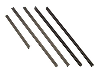 APC - Racktrimsats - svart - för P/N: AR3106SP, SMX1000C, SMX1500RM2UC, SMX1500RM2UCNC, SMX750C, SMX750CNC, SRT5KRMXLW-TW