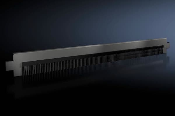 Rittal 8620.094, Sokkeldeksel, Sort, Stål, 100 mm, 100 cm, 2,28 kg