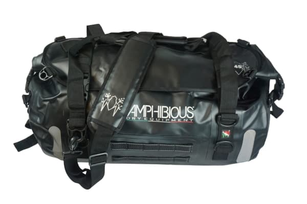 Vedenpitävä laukku VOYAGER II 45L MUSTA