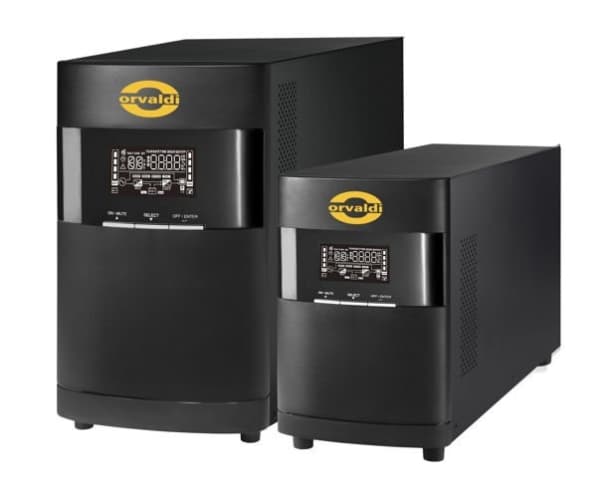 Orvaldi VOTLT2K, Interaktivt indgangsstik, 2 kVA, 1400 W, Ren sinus, 162 V, 290 V musta