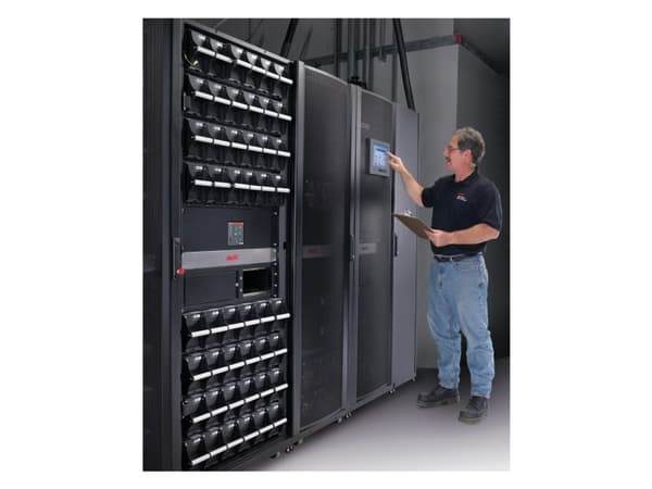 APC:n ennaltaehkäisevä huoltokäynti 5X8 - Tekninen tuki - ennaltaehkäisevä huolto (UPS 64-160 kW:lle PDU:lla) - paikan päällä - 8x5 - P/N: SY64K160H-