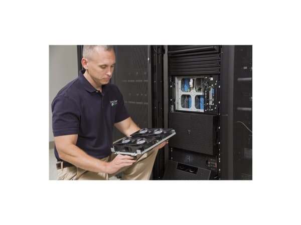 Schneider Electric Critical Power & Cooling Services 1P Advantage Plan - Teknisk kundestøtte - deler og arbeid - 1 år - på stedet - 9x5 - responstid: