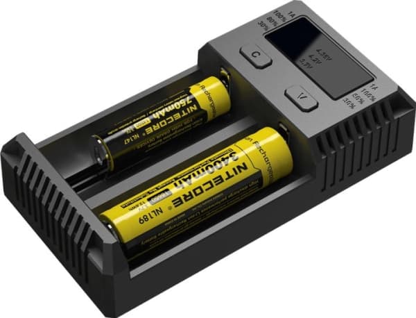 Nitecore NEW i2, litiumjernfosfaatti (LiFePO4), litium-ioni (Li-Ion), Nikkelimetallihydrid (NiMH), AA, AAA, AAAA, C, D