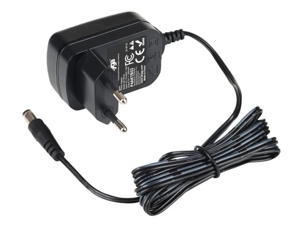 Akyga Universal Series AK-TB-33 - Strømadapter - AC 110-240 V - 10 watt - svart