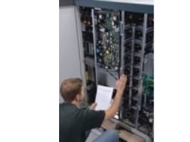 APC Start-UP Service - Installering / konfigurering - 1 hendelse - på stedet - 24x7 - for P/N: SLB240K320H3-2C, SLB240K320HXR3-2C, SLC120K160H3-FB, S