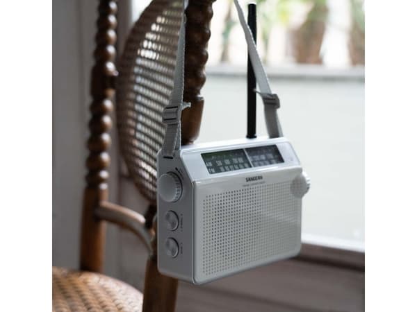 Sangean PR-D6, Portable, Analog, AM, FM, MW, 87.5 - 108 MHz, 520 - 1710 kHz, 7.62 cm (3")