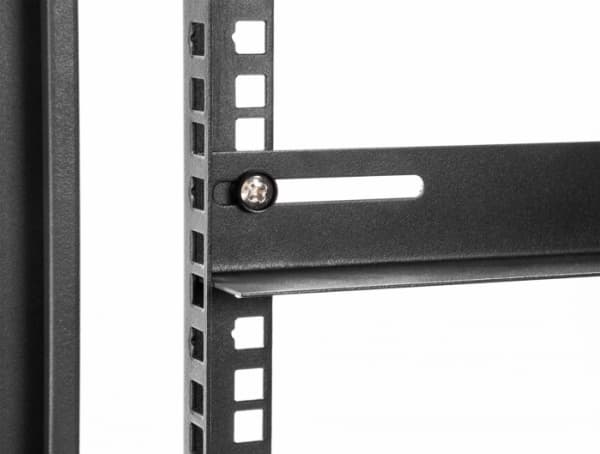 Delock - Rackfästen - 300x40 mm - sidan - svart - 19" (paket om 2)