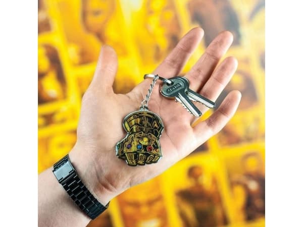 Avengers nyckelring Avengers - Infinity War nyckelring i metall