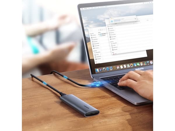 Ugreen - Drevkabinett - M.2 - M.2 NVMe Card / PCIe (NVMe) - USB 3.1 (Gen 2) - grå