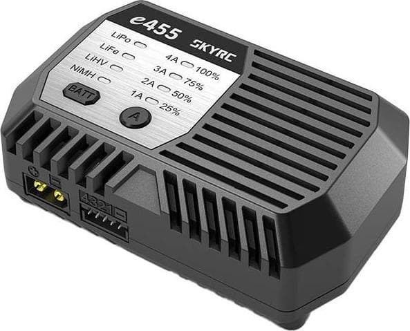 SkyRC e455 2-4S LiPo / LiFe / LiHV / 6-8S NiMH-lader