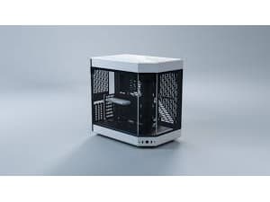 HYTE Y60 - Mid tower - laajennettu ATX - sivupaneeli ikkunalla (karkaistua lasia) - ei virtalähdettä (ATX) - valkoinen - USB/Audio