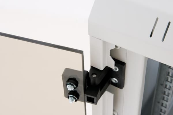 Triton RBA-12-AD6-CAX-A1, Seinään asennettava laitekehikko, 12U, 25000 kg, 27,8 kg, Valkoinen
