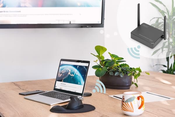DIGITUS Wireless Collaboration System - 2 Transmitters + 1 Receiver - trådløs video/lyd-utvider - 802.11a, 802.11b/g/n, Wi-Fi 5 - opp til 50 m