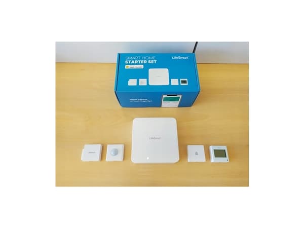 LifeSmart Lifesmart Smart Home Starter Set