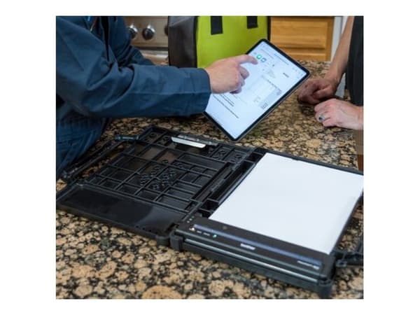 Brother PocketJet 8 PJ-823 - Skriver - S/H - direktetermisk - A4/Legal - 300 x 300 dpi - inntil 13.5 spm - USB-C