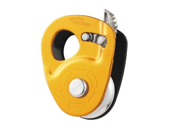 Petzl MICRO TRAXION -hihnapyörä, jossa on paluupysäytin