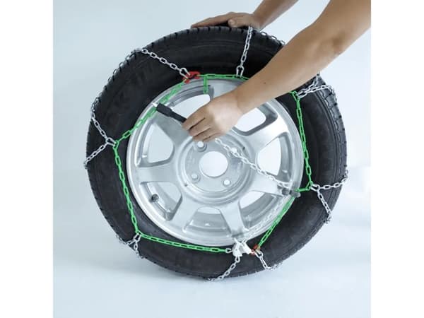 Green Valley Lumiketjut TXR9 - 110 - 205/55-19, 215/50-18, 215/60-16, 225/55-16, 235/45-17, 235/55-16, 245/50-16