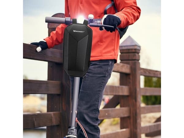 Wozinsky waterproof scooter handlebar bag 4l handlebar bag juodos spalvos (WSB2BK)