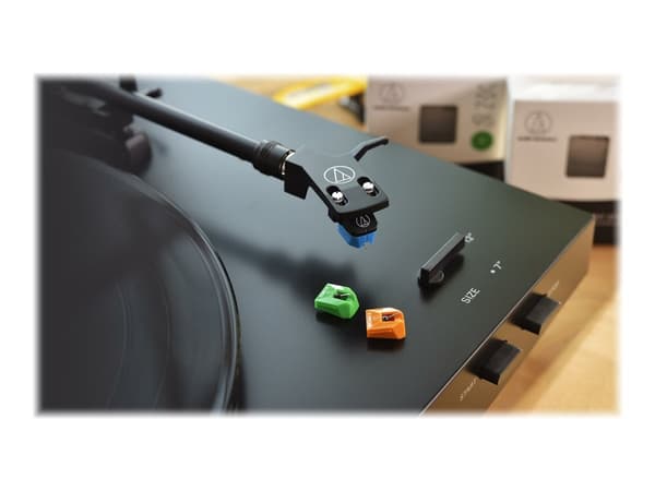 Audio-Technica AT-LP3XBTBK, Hihnakäyttöinen levysoitin, Täysin automaattinen, Musta, Alumiini, 33 1/3,45 RPM, DC-moottori