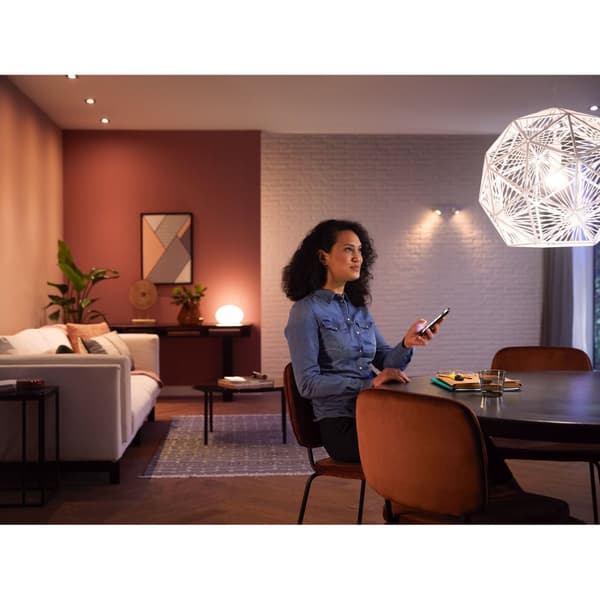 Philips Hue White Startpaket: 3 st E27 ljuskällor (1100lm) + Dimmer switch
