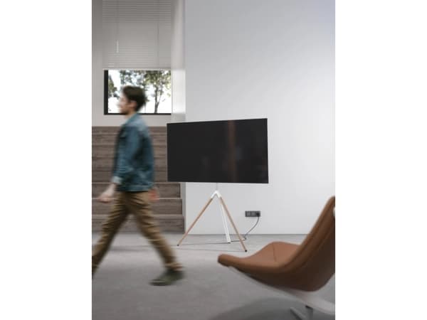 Sinox Tripod TV-lattiajalusta kääntyvällä yläosalla. 45"-65". Vaaleaa puuta/valkoinen