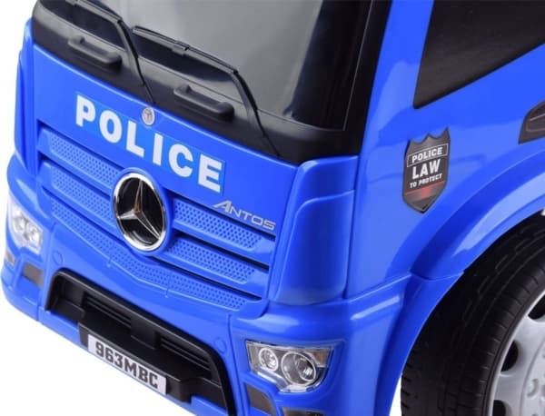Jokomisiada Mercedes poliisi ratsastaa leluauto Pusherilla