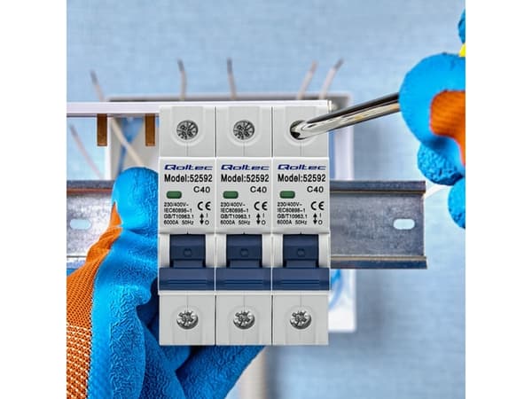 Qoltec-ylivirtakatkaisija C40 | Sulake | AC | 40A |1 P