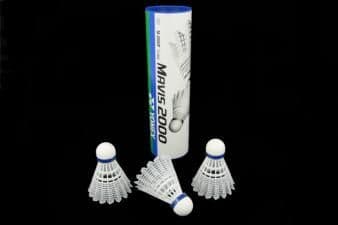 YONEX MAV 2000