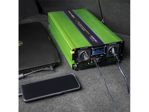Qoltec Monolith - DC til AC strømomformer / batterilader / UPS - pure sine wave, LCD - AC 230 V / DC 12 V - 2000 watt - utgangskontakter: 4