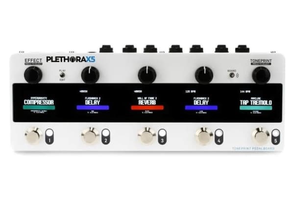 TC Electronic TC Electronic PLETHORA X5 - Monitehosteinen kitara