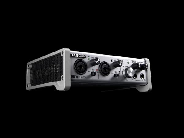 Tascam SERIES 102i, 2 kanaler, 7,2 W, Silver