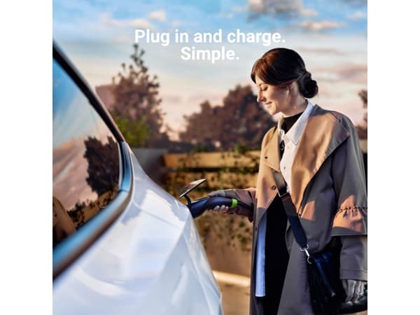 Green Cell -mobiililatausasema 11 kW Tyyppi 2 - CEE 16A - 7 metrin latauskaapeli