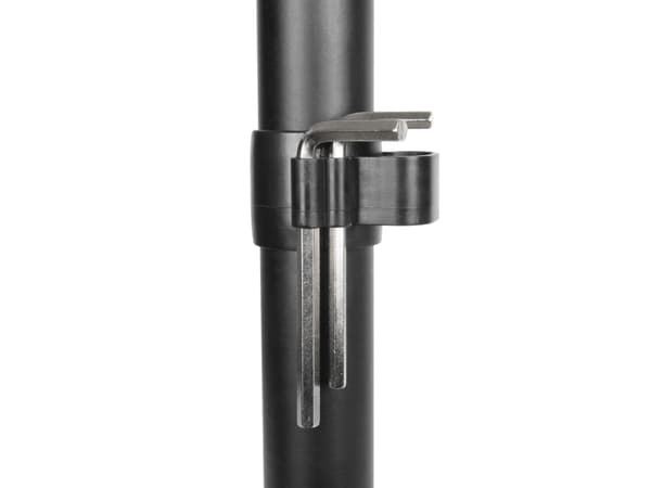 Ultradesk Skeleton Single, Clamp/Grommet, 8 kg, 68,6 cm (27"), 100 x 100 mm, Höjdjustering, Svart
