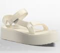 Miniatyrbild 5 av 5: Teva Women's Flatform Universal Sandaler Vit r. 38