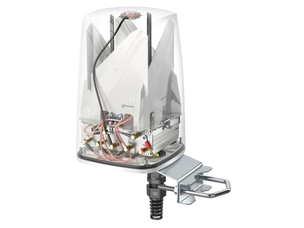 QuWireless AX50S, 4,5 dBi, 0.617-0.96/1.7-2.7/3.3-4.3; 2.4-2.5/4.7-6 GHz, 2 / 4,5 dBi, 6 dBi, 7,5 dBi, 50 O