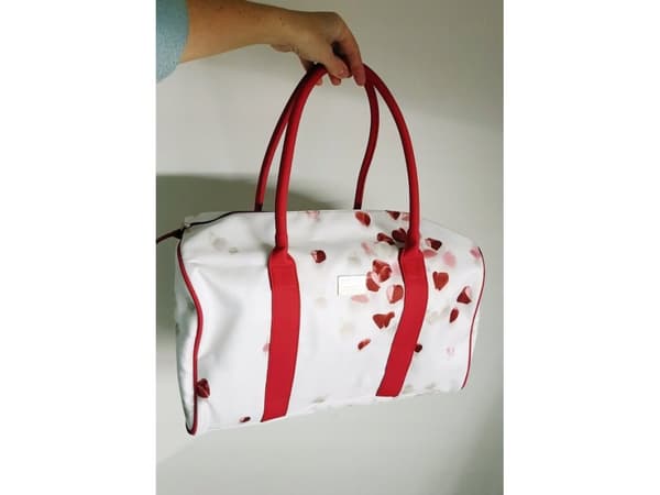 Escada Celebrate N.O.W. Weekend Bag GWP Reiseveske Hvit for kvinner