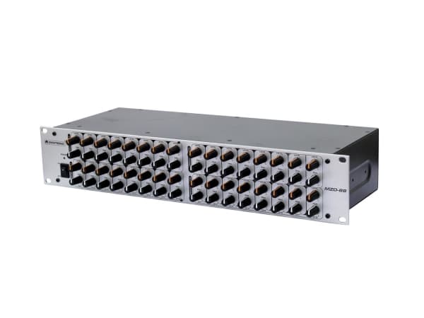 Omnitronic MZD-88, 8 kanaler, 10 W, Sølv