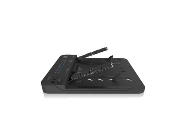 ICY BOX IB-2913MCL-C31 - HDD / SSD dockningsstation - 2,5 tum/3,5 tum delad - SATA - USB 3.2 (Gen 2) - svart