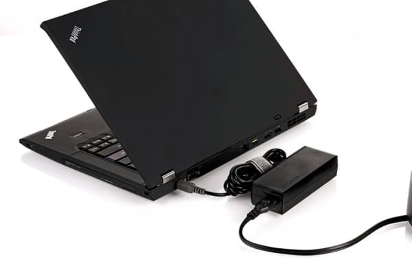 Lenovo ThinkPad 65W Ultraportable AC Adapter - Strømadapter - AC 100-240 V - 65 watt - for Lenovo ThinkPad R400, R500, SL300, SL400, SL500, T500, W50