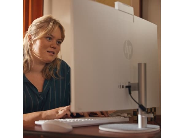 HP All-in-One 27-cr0002no PC, 68,6 cm (27"), Full HD, AMD Ryzen™ 3, 8 GB, 512 GB, Windows 11 Home