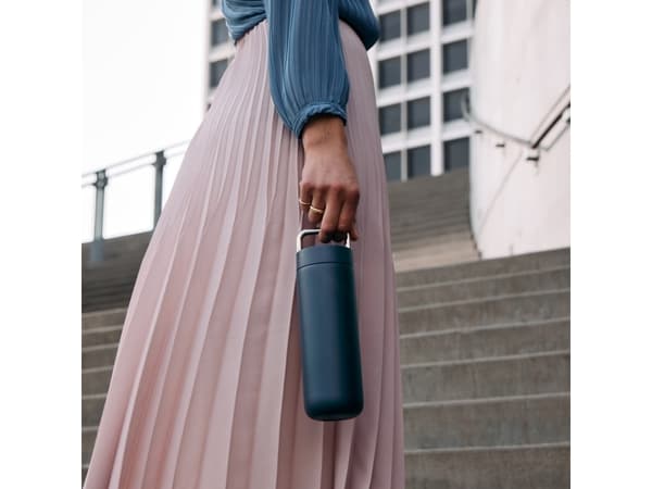Termosmuki FELLOW Carter Carry Tumbler 591 ml Termoskannu laivastonsininen