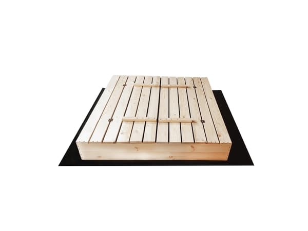Obestämd SAND BOX120X120CM MED BÄNK
