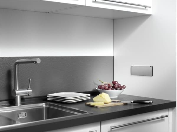 Bachmann 927.102, AC, Vit, Gjuten aluminium, 1 styck