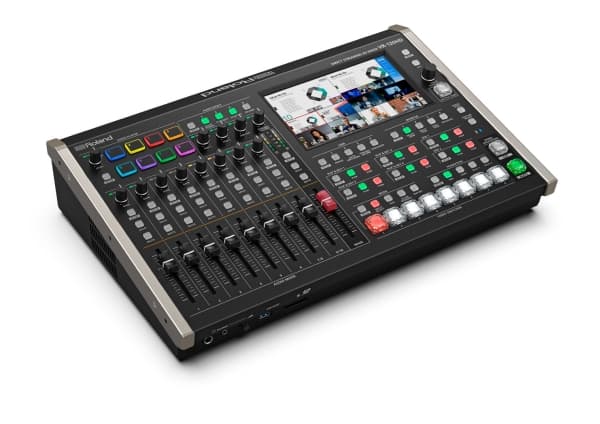 Roland VR-120HD, 42 kanaler, Bluetooth, 69 W, Sort
