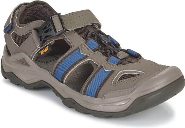 TEVA M'S Omnium 2, BNGC, 42,5 (us 9,5); Storbritannia 8,5