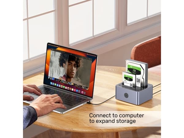 Unitek dokkingstasjon Unitek Disk kloningsstasjon 2 x SATA 2,5"/3,5" USB 5Gbps