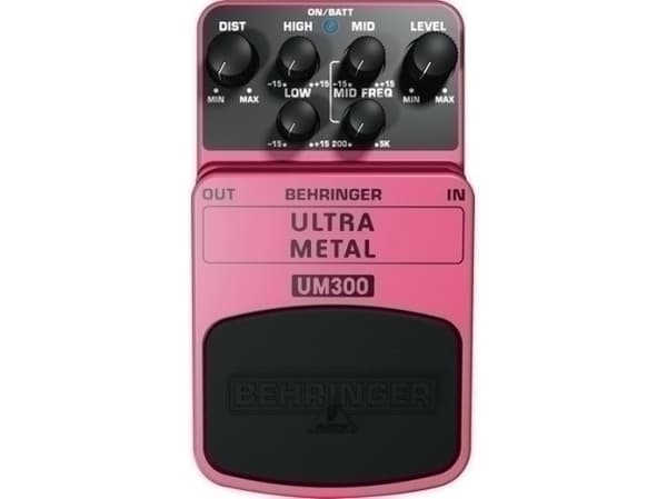 Behringer UM300 - Kitaratehoste