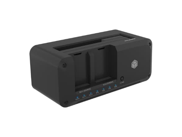 ICY BOX IB-2924MSCL-C31 - HDD / SSD-dokkestasjon - klonefunksjon - brønner: 3 - 2,5" / 3,5" delt, M.2 - M.2 NVMe Card / SATA 6Gb/s - USB 3.2 (Gen 2)
