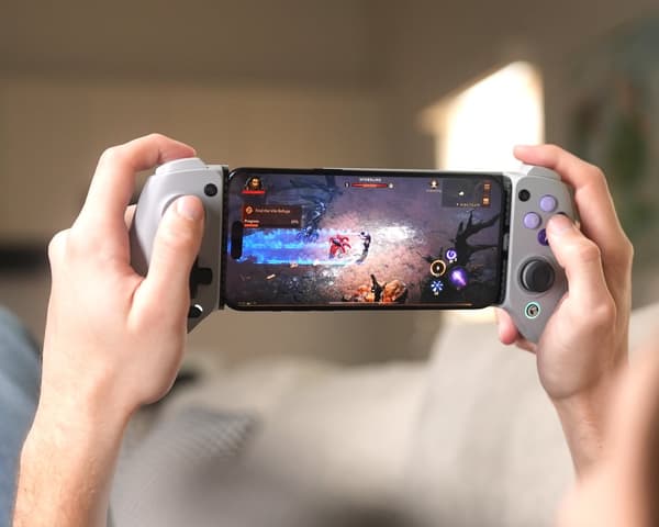 G8 Galileo USB-C Mobil Gaming Controller til iPhone/Android [Hall Effect] (DEMO)